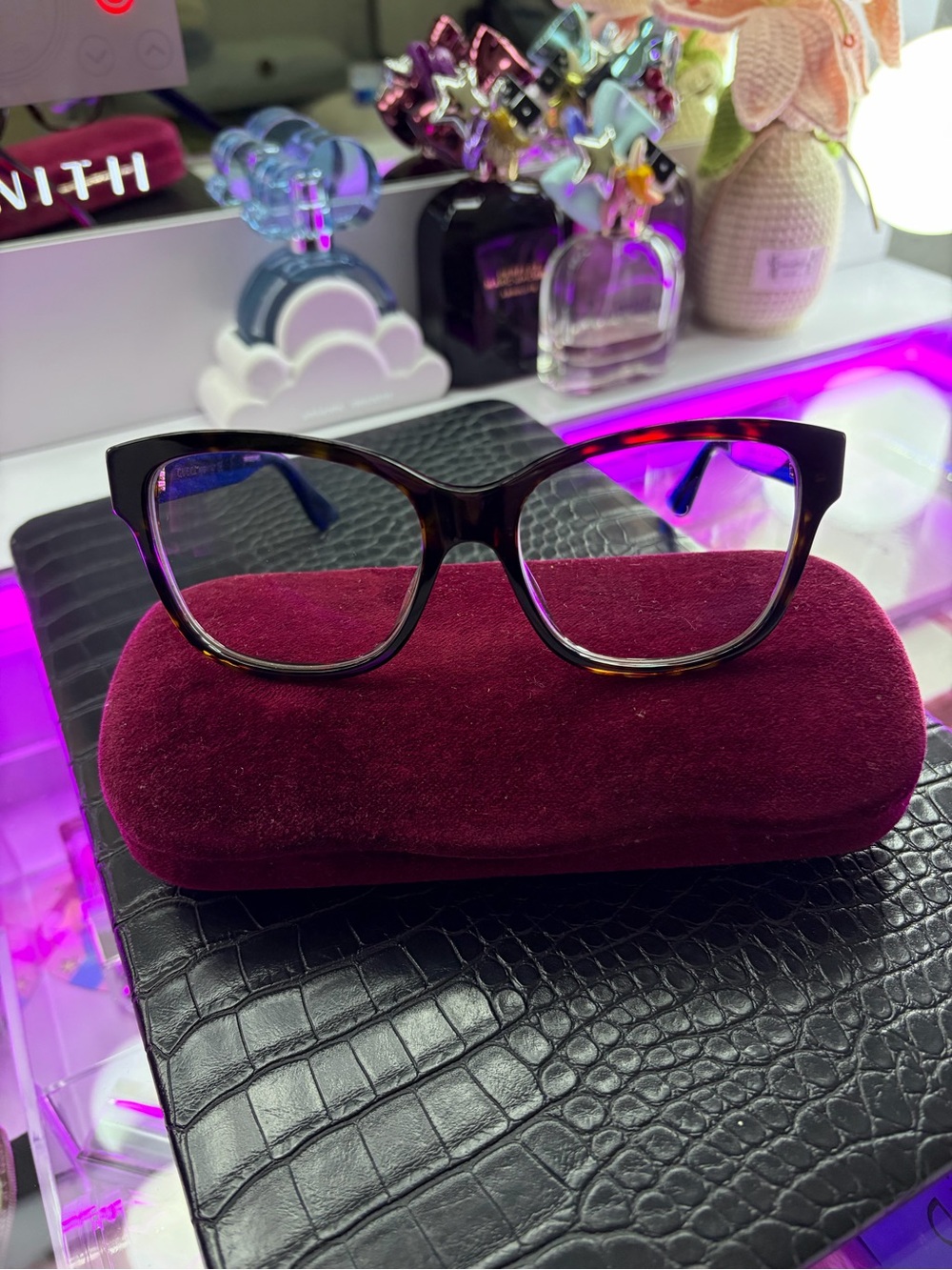 Gucci Tortoiseshell Cat-Eye Glasses with Subtle Blue Temples